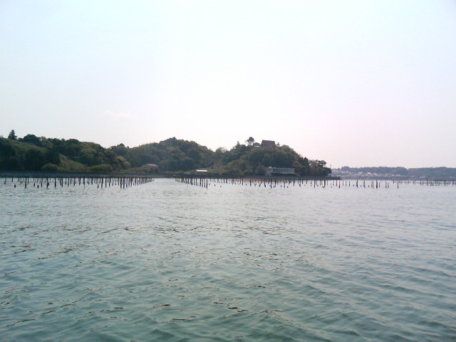 ���R����